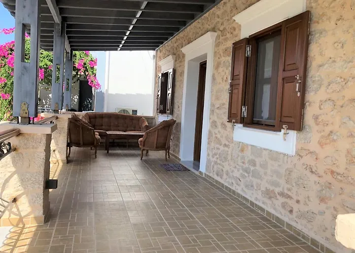 Stone House Hébergement de vacances *