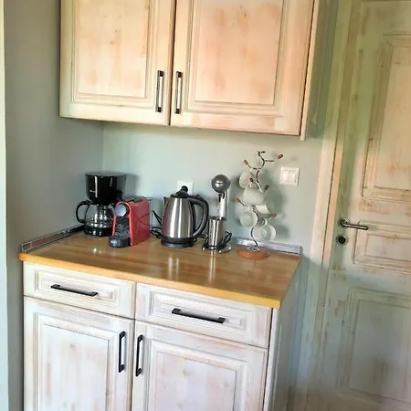 בית נופש Stone House *