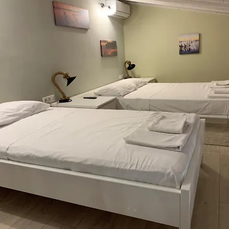 בית נופש Stone House האלקי