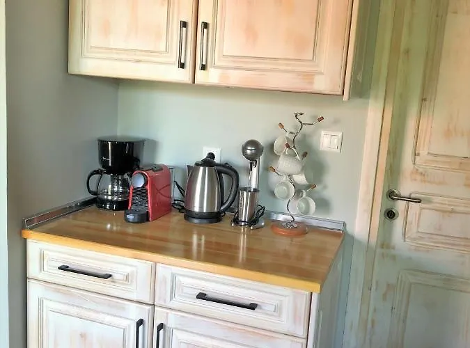 بيت للعطل Stone House *