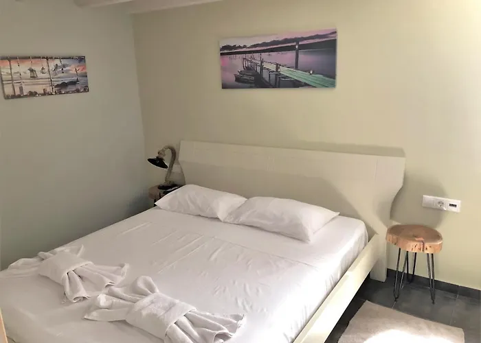 Stone House Σπίτι διακοπών Χάλκη